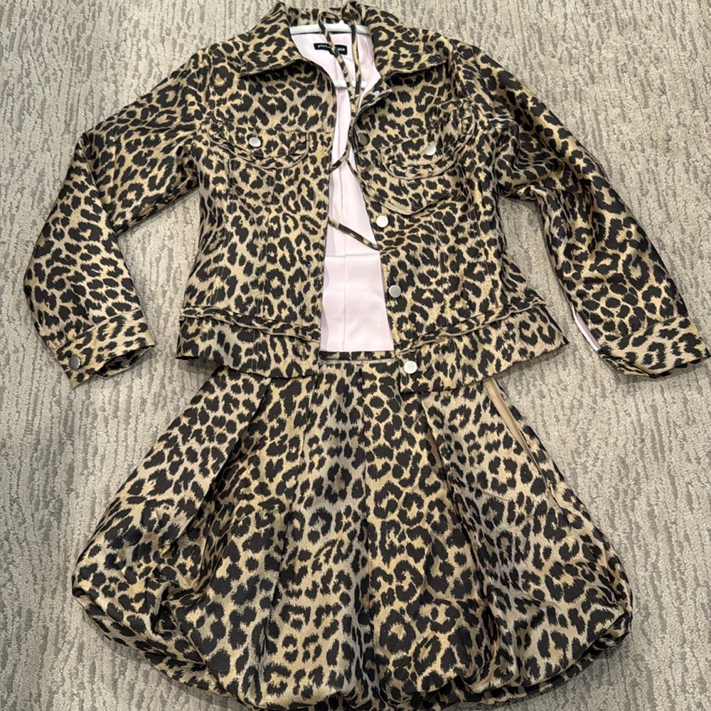 Sister Jane matching set. Brand new never worn size xs in both